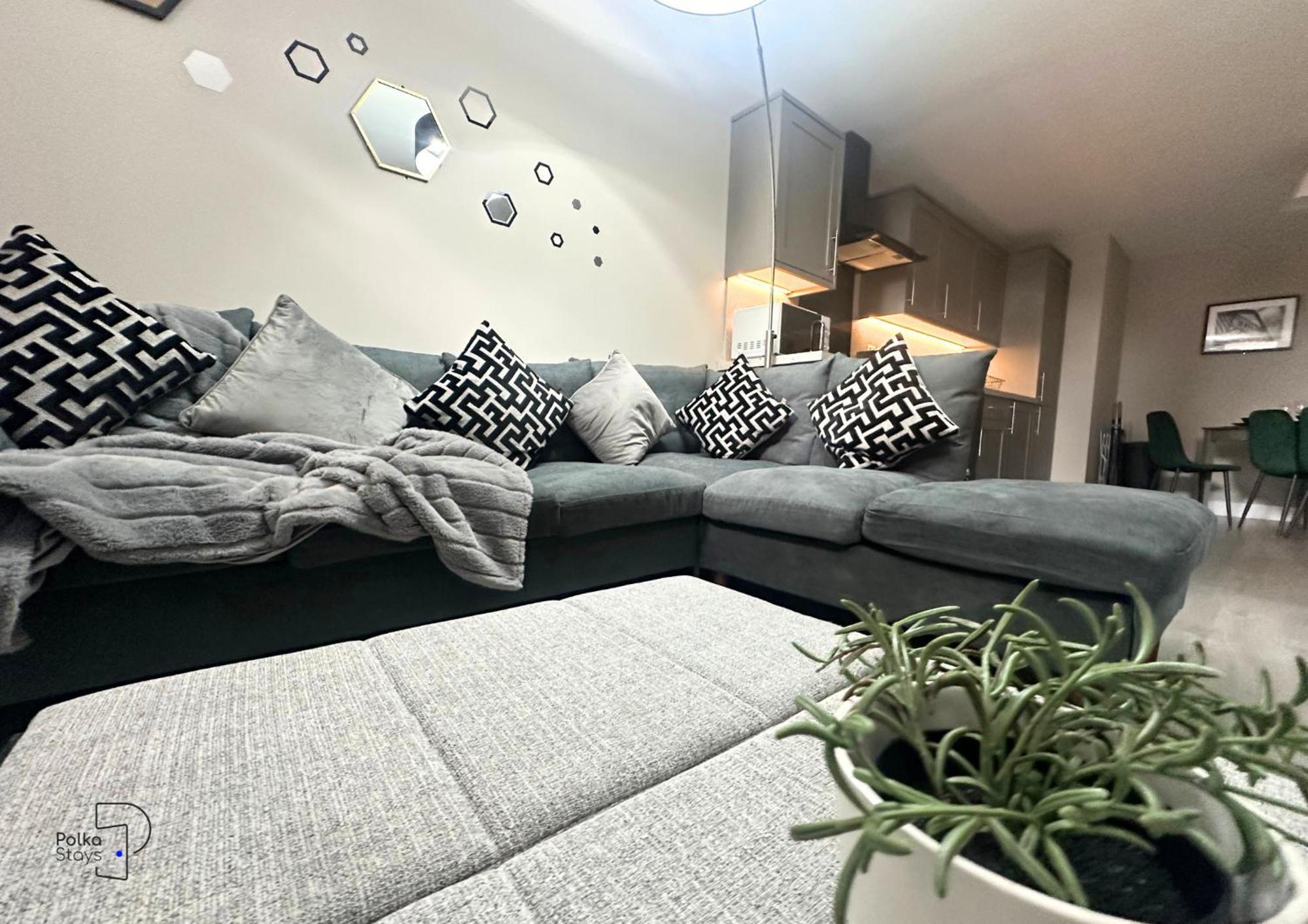 Hanley, Stoke - Modern Spacious Apartments By Polkastays Exterior foto
